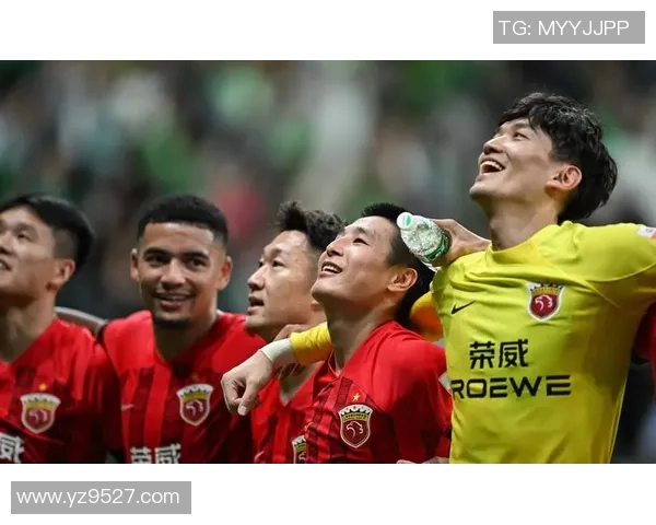 上海足球队的奋斗与荣耀：一段不平凡的突破之旅